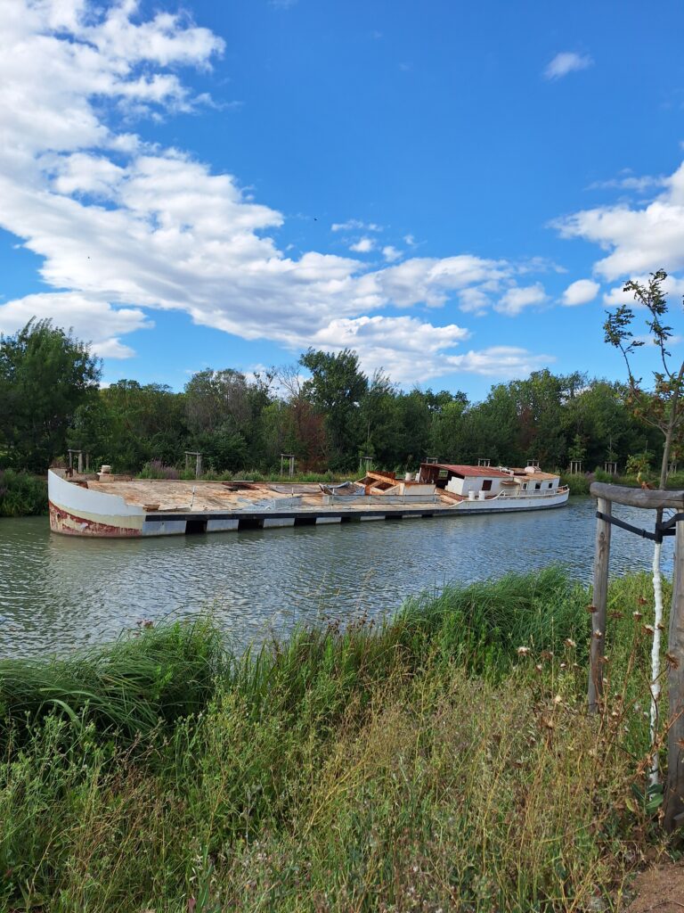 Voyage à vélo jour 5 : Montpellier - Colombiers (ViaRhôna, Canal des Deux Mers)